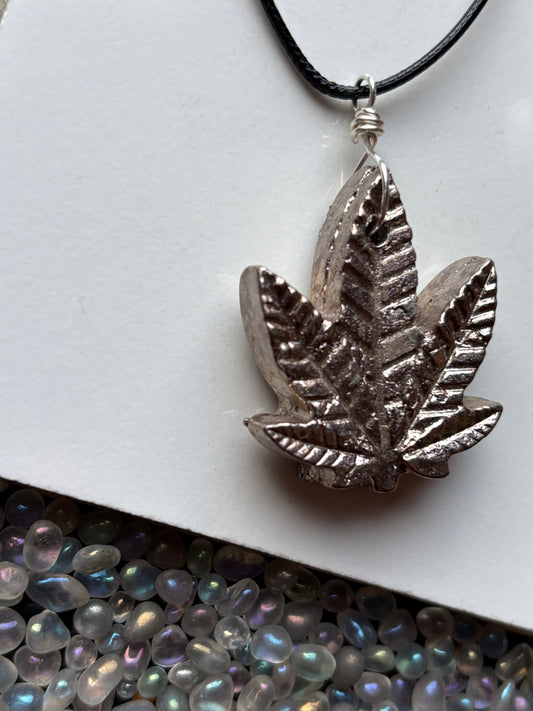 Silver Bismuth Crystal Silver Haze Leaf Necklace (1)
