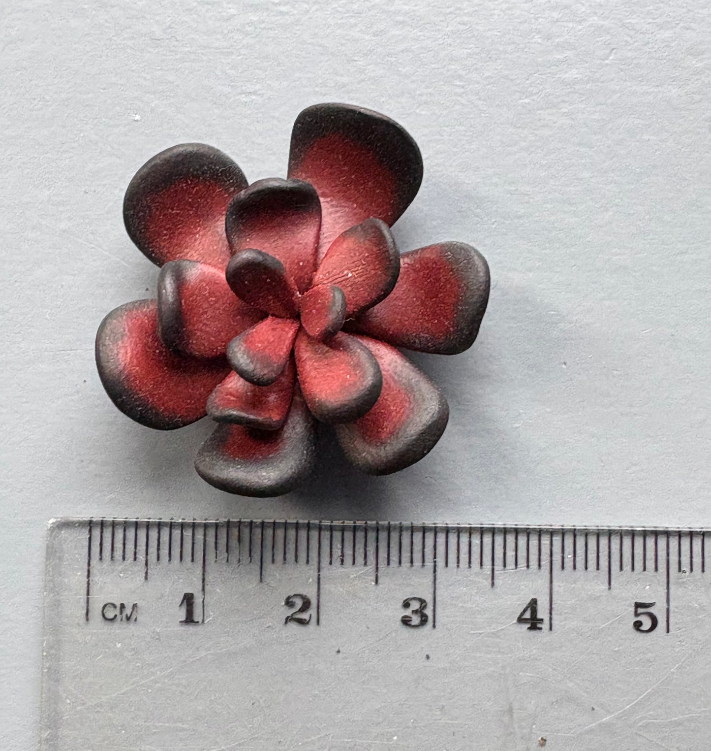 Red Black Succulent Plant Clay Sphere Mini Holder