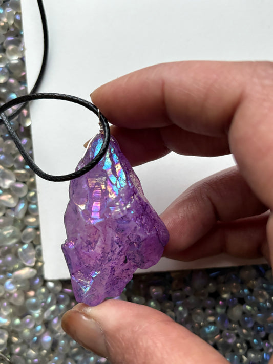 Purple Aura Coated Quartz Crystal Gemstone Necklace (2)