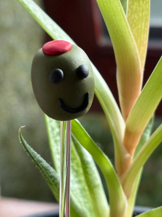 Olivia The Olive Clay Art Plant Pot Buddy