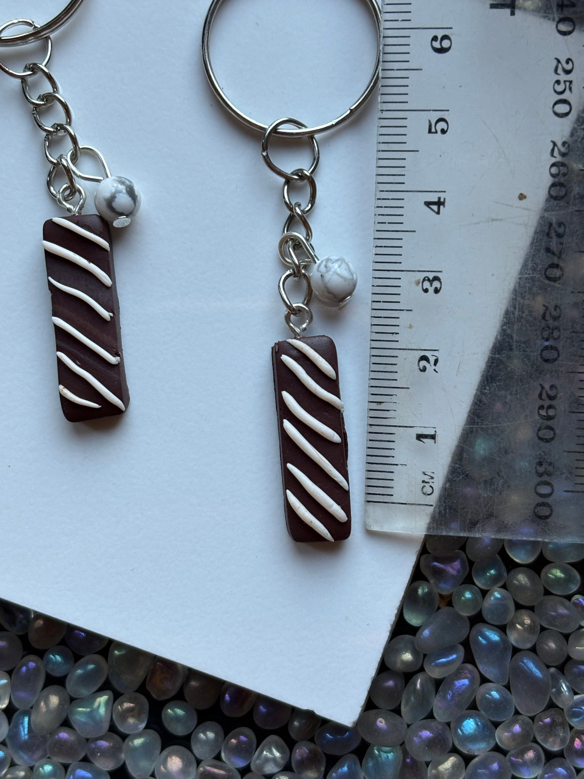 Chocolate Candy Bar Clay & Howlite Crystal Gemstone Keychain (Silver)