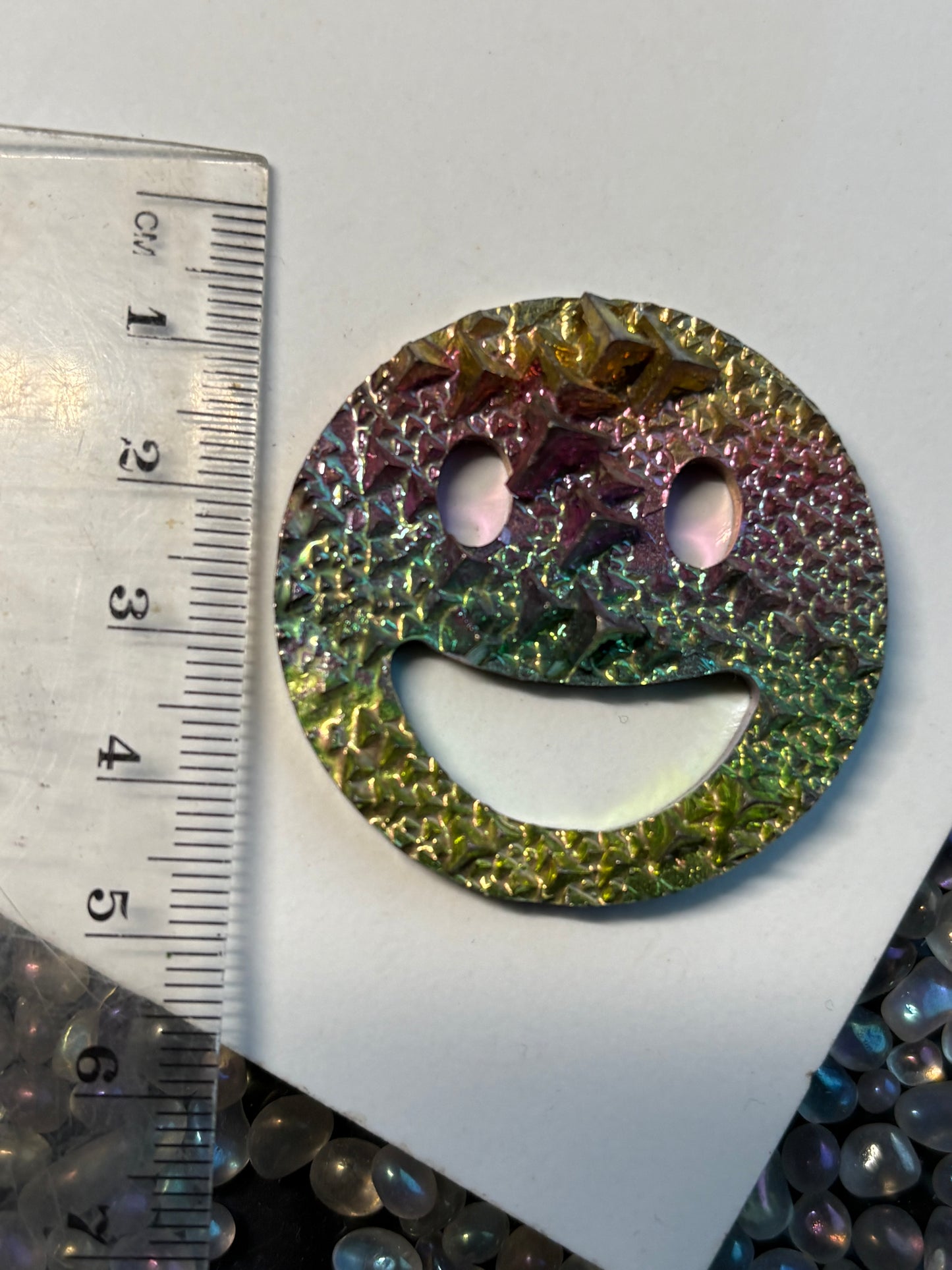 Rainbow Bismuth Crystal Smiley Face Cut Out Metal Art(B)