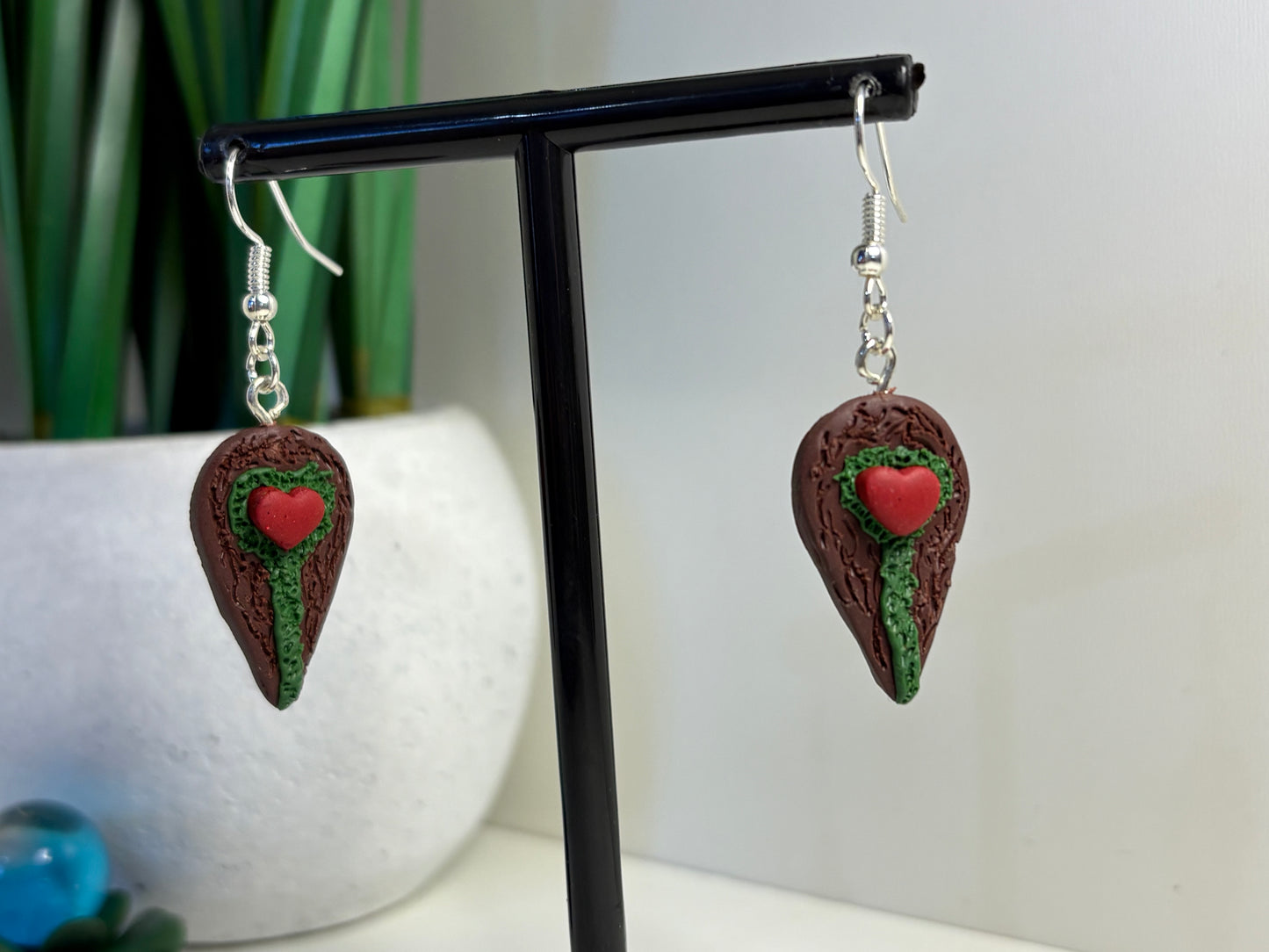 Enchanted Forest Red Glitter Heart Silver Earrings (1)
