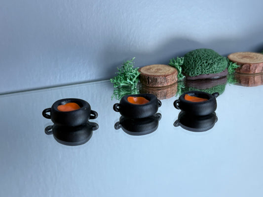 Orange Cauldron Clay Art Sphere Holder Mini
