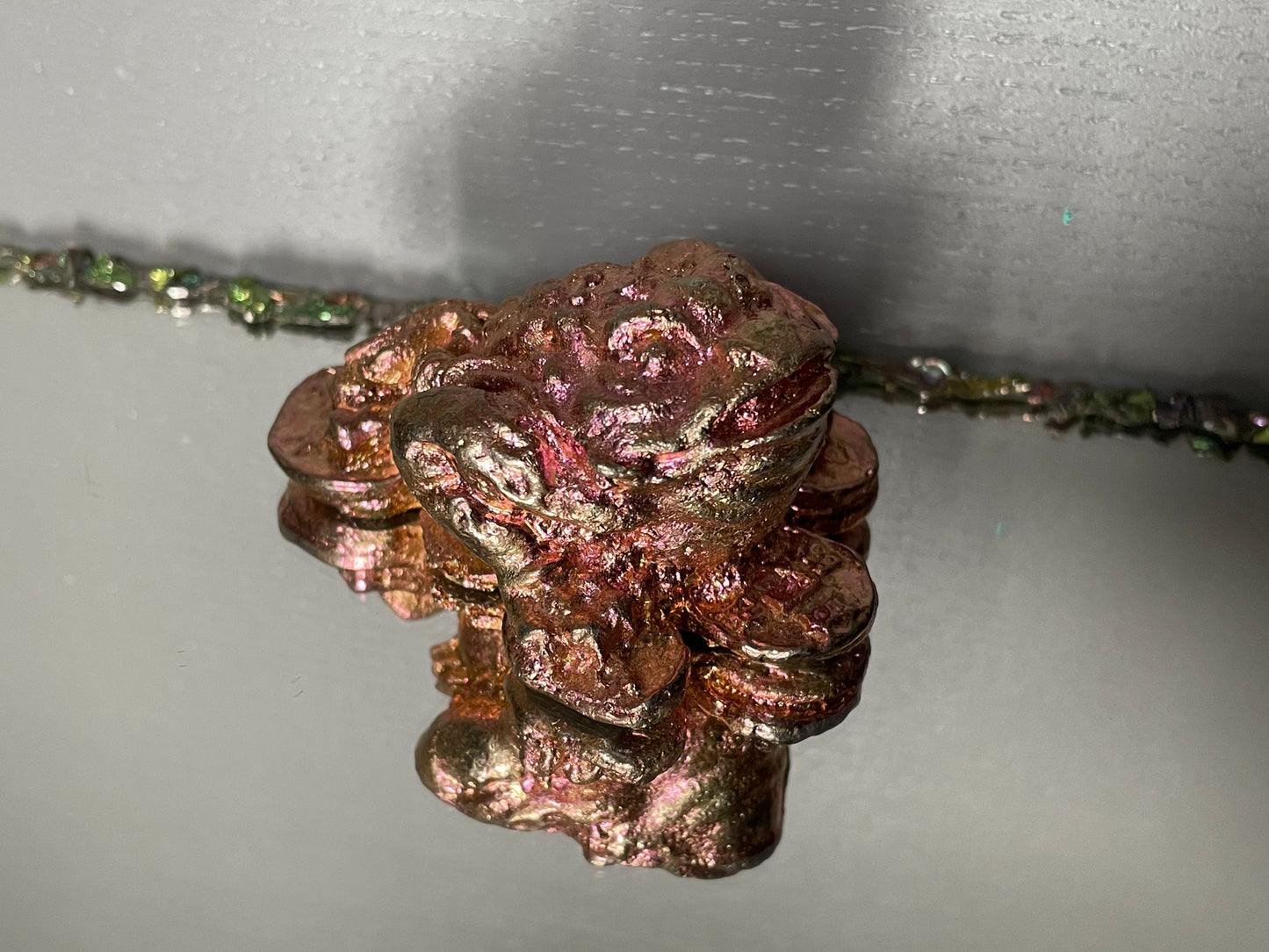 Pink Bismuth Crystal Lucky Chinese Frog Metal Art Sculpture