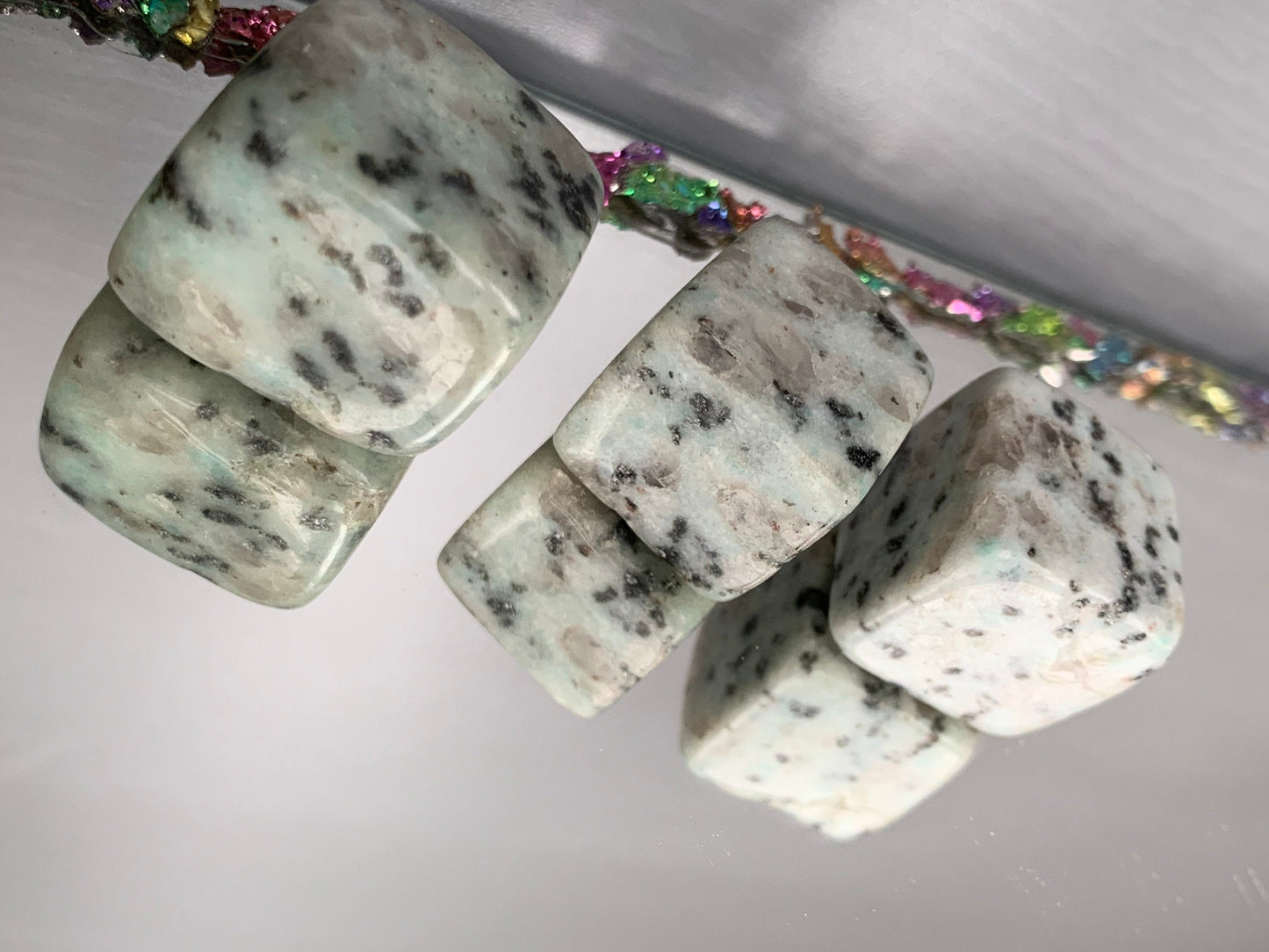 Kiwi Jasper Tumbled Cube Gemstone Crystal - Medium