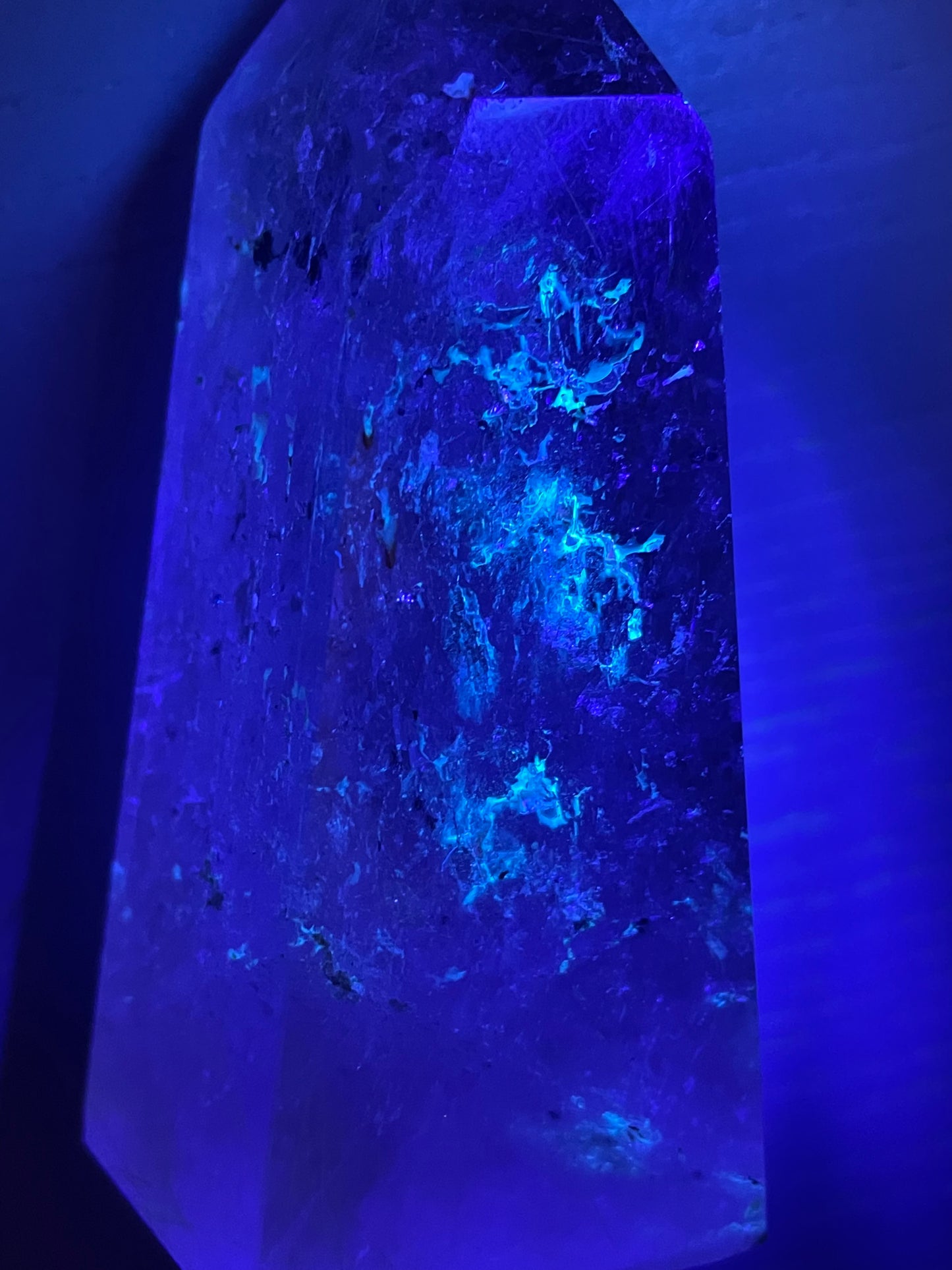 Silver Rutile Smoky Quartz UV Crystal Gemstone Tower Point (2)