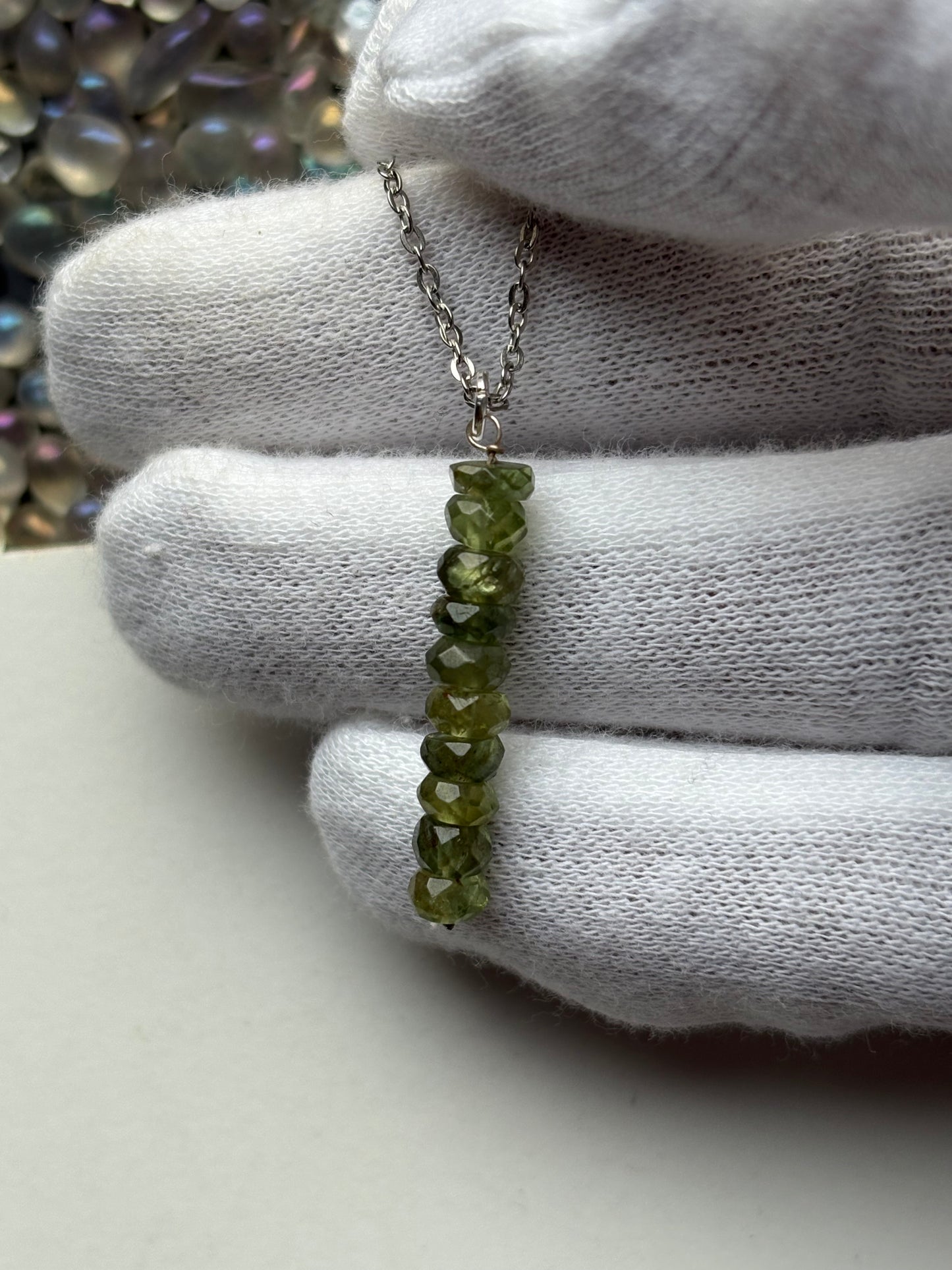 Green Apatite Faceted Rondelle Bar Crystal Gemstone Necklace (Certified)