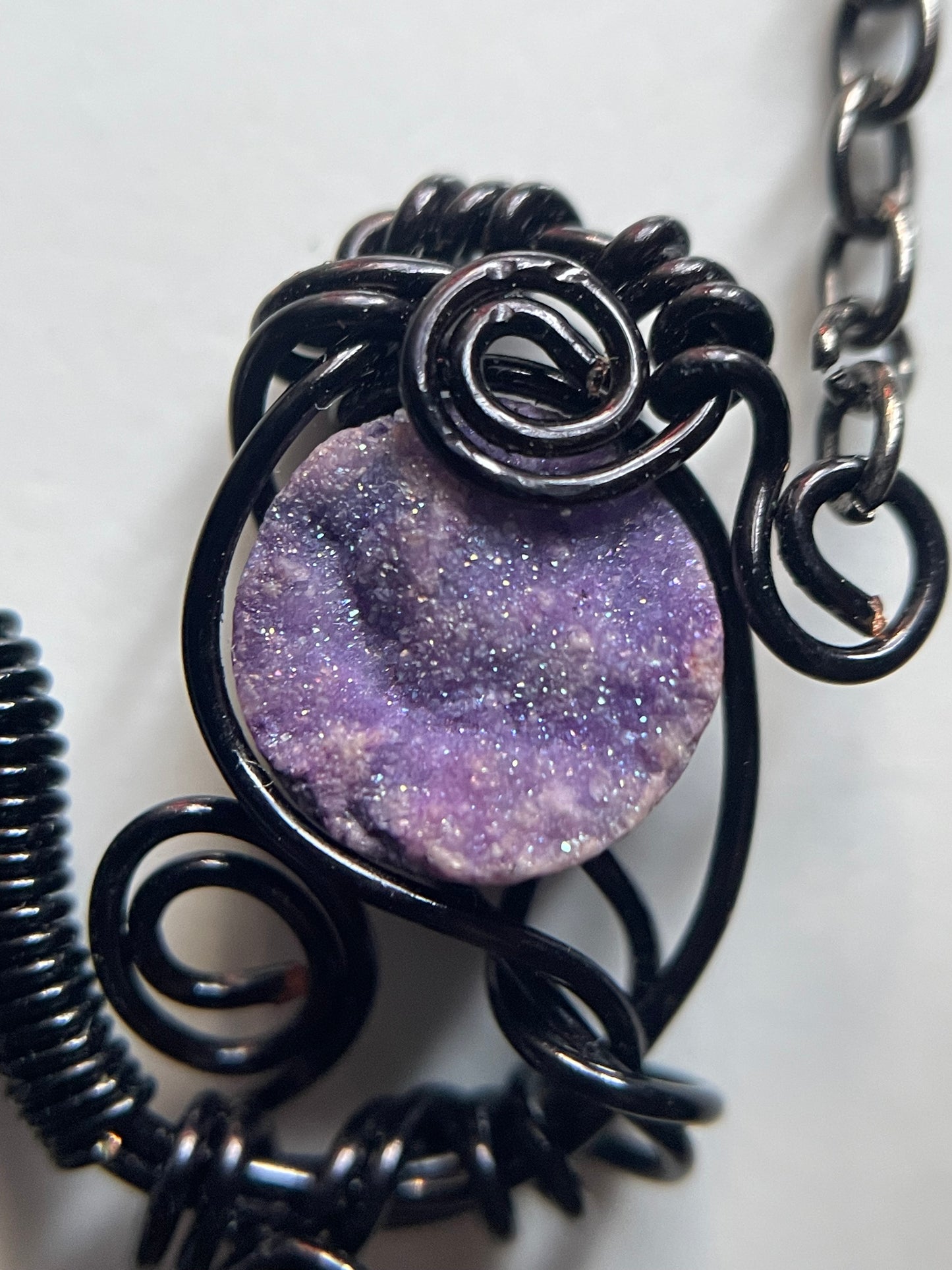 Violet Druzy Quartz Coin Gemstone Crystal Dragon Wire Pendant Necklace (Certified)