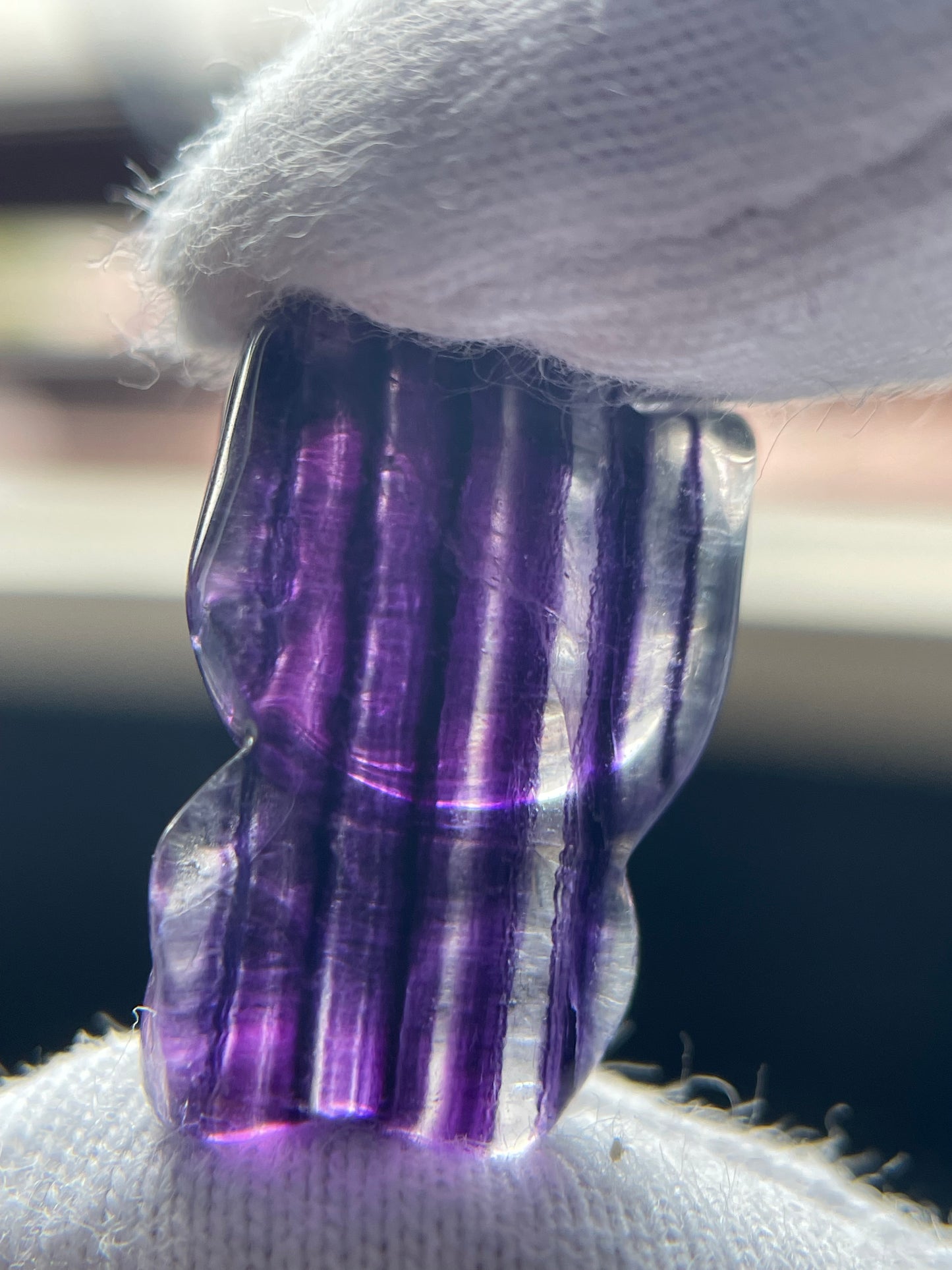 Fluorite Crystal Gemstone Hello Kitty Carving (2)