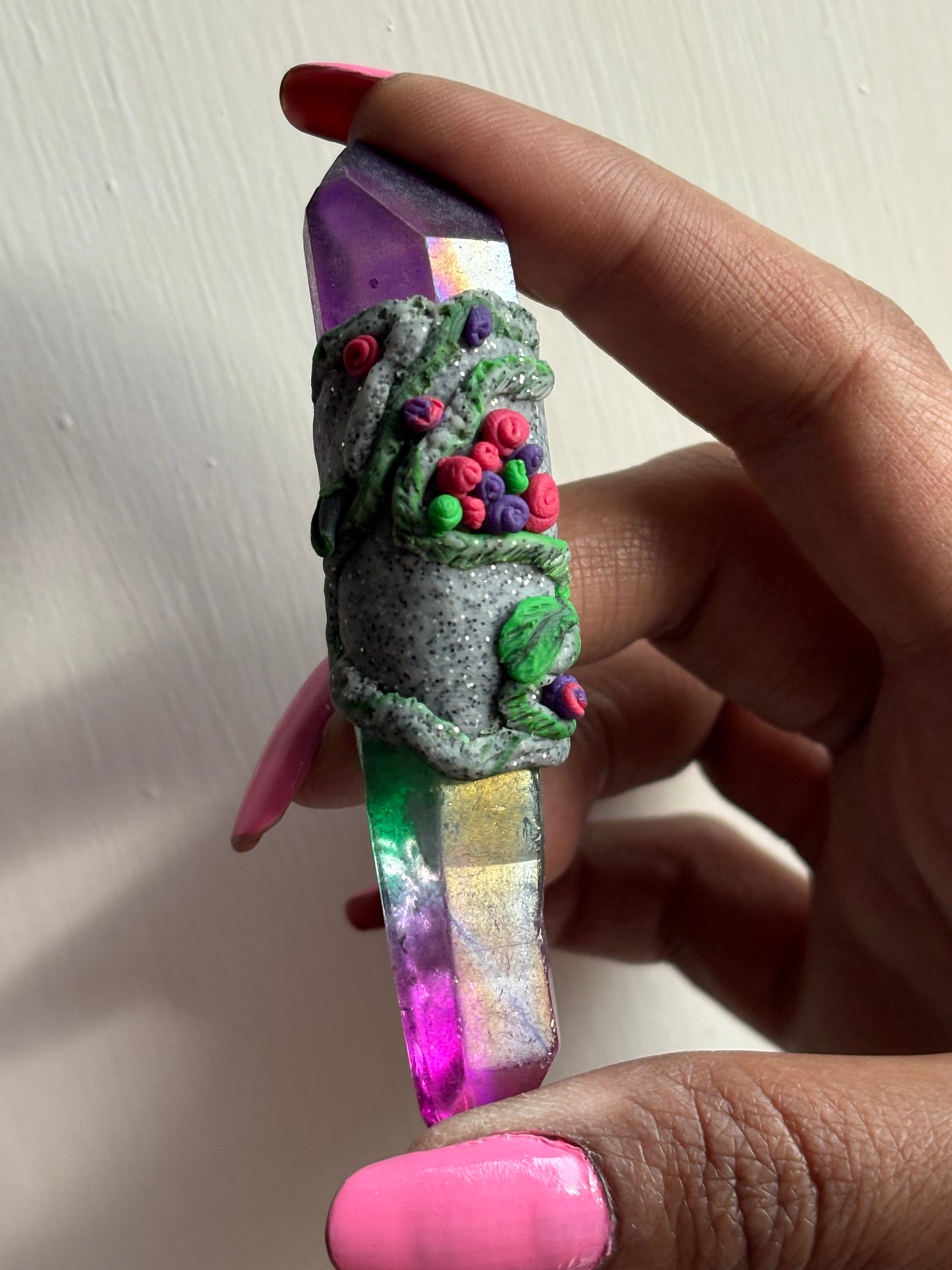 Purple Pink Green Aura Quartz Crystal Gemstone Granite Rose Flower Clay Wand - English Rose