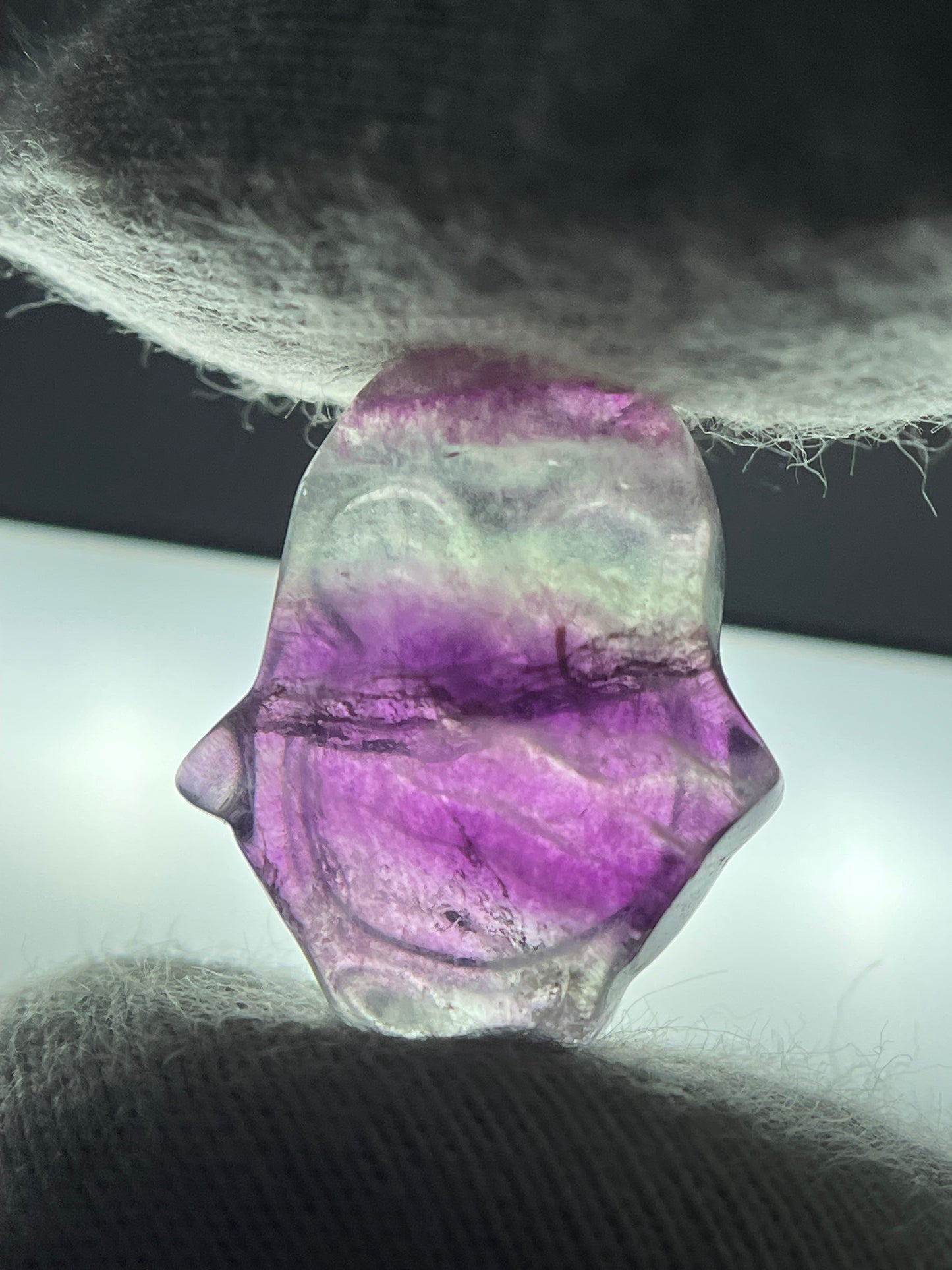 Rainbow Fluorite Micro Pocket Pet Penguin Crystal Gemstone Carving (5)
