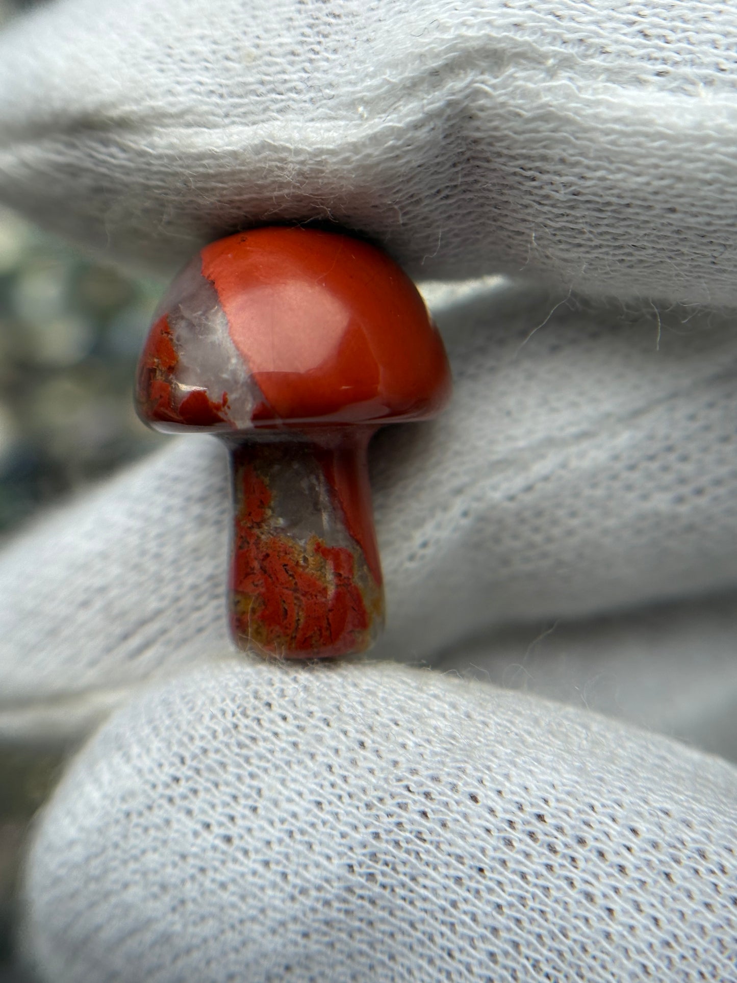 Red Jasper Quartz Crystal Gemstone Mushroom Carving Mini (1)