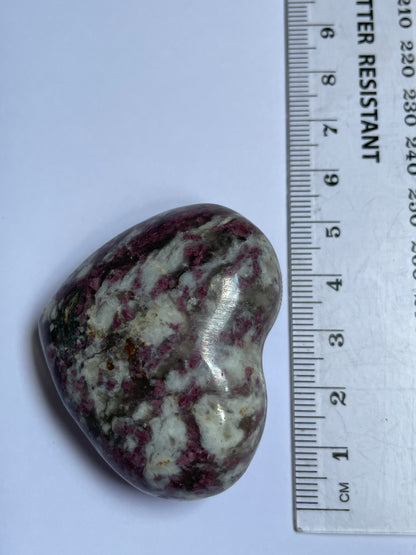 Pink Tourmaline Quartz Crystal Gemstone Heart Carving (3)