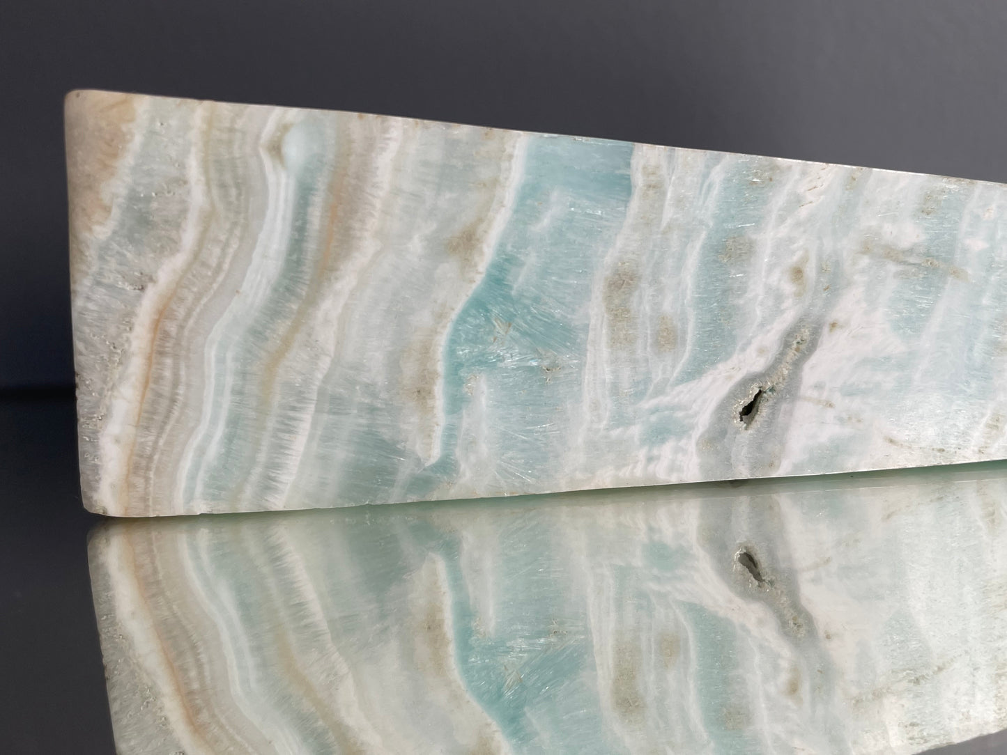 Caribbean Calcite Aragonite Crystal Gemstone Tower Point (1)