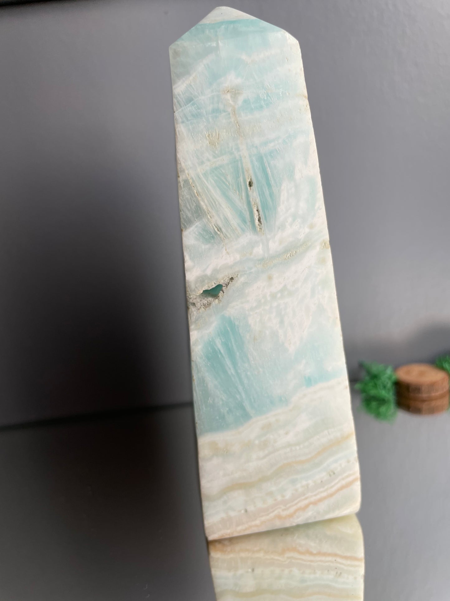 Caribbean Calcite Aragonite Crystal Gemstone Tower Point (1)