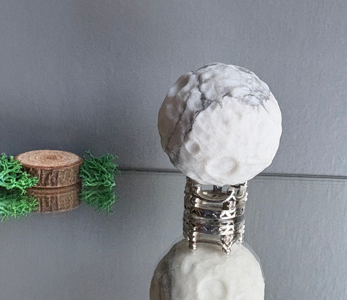 Howlite Crystal Gemstone Mini Full Moon Carving