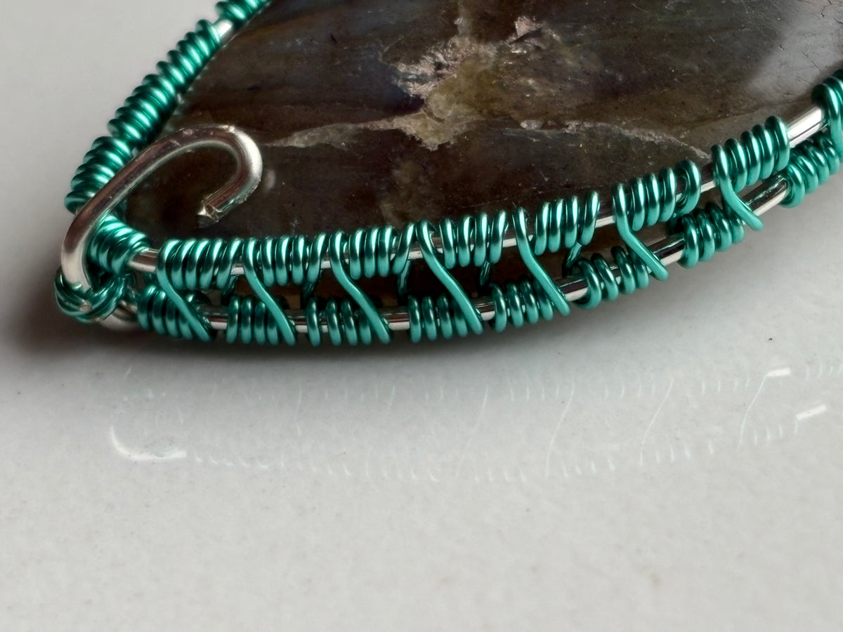 Blue Gold Labradorite Crystal Gemstone Turquoise Wire Necklace