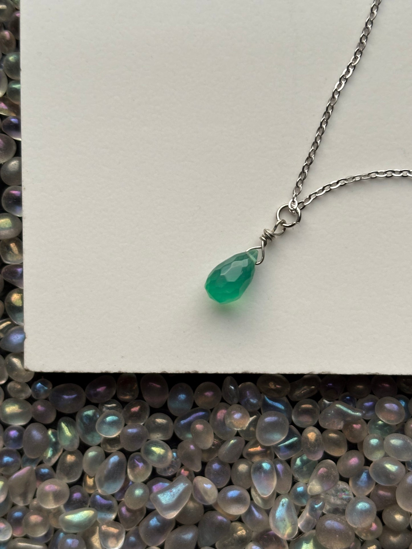 Green Onyx Faceted Drop Crystal Gemstone Necklace (Certified) (B)