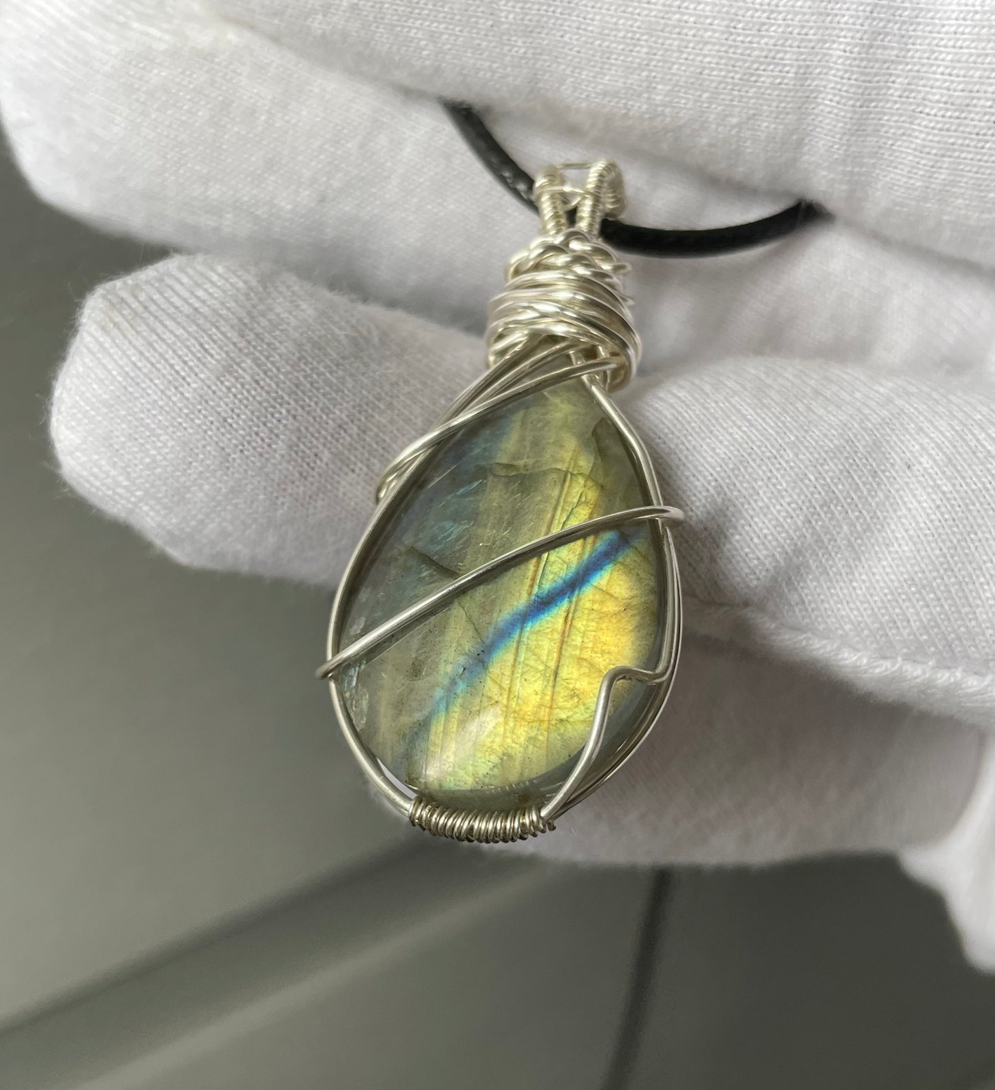 Gold Blue Labradorite Crystal Gemstone Silver Wire Necklace