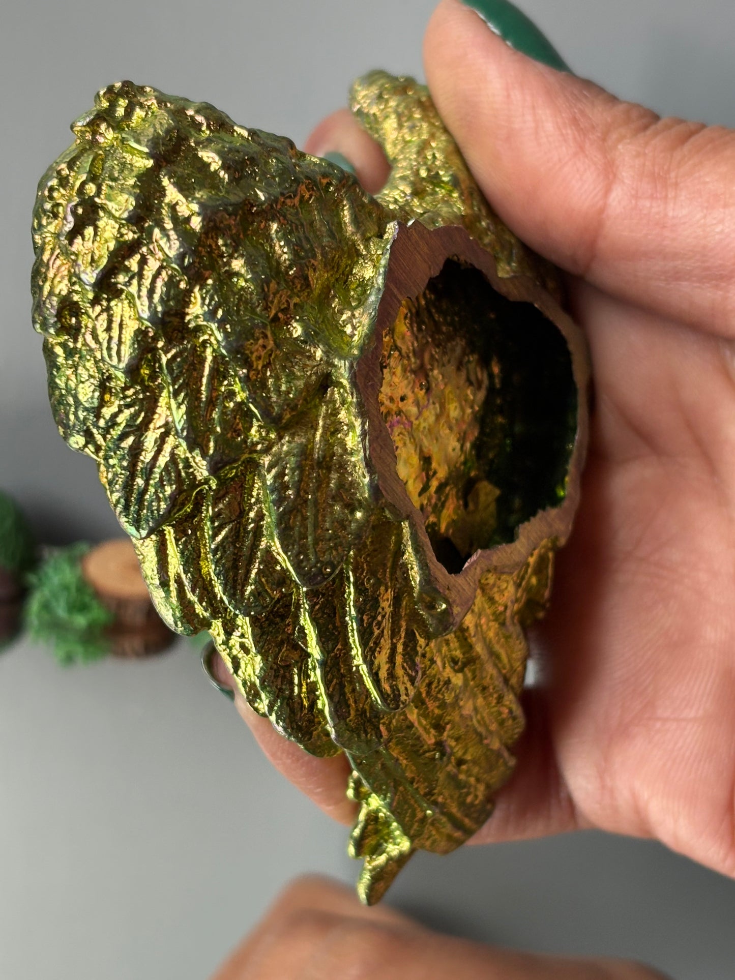 Green Gold Bismuth Crystal Angel Wing Dish / Sphere Holder Metal Art Sculpture