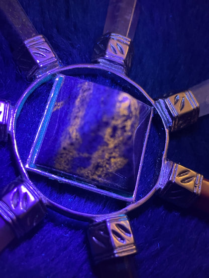 Lapis Lazuli Crystal Gemstone 7 Chakra Generator UV REACTIVE