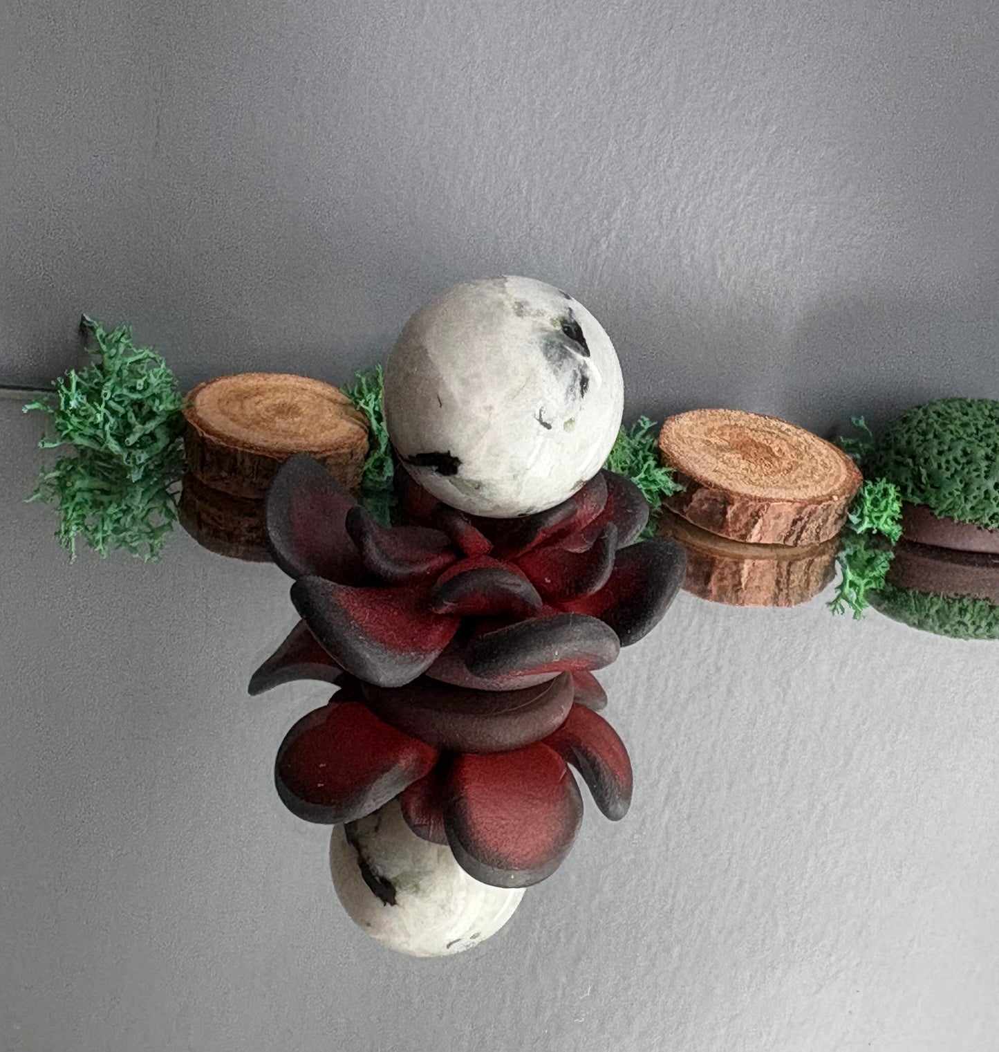 Red Black Succulent Plant Clay Sphere Mini Holder