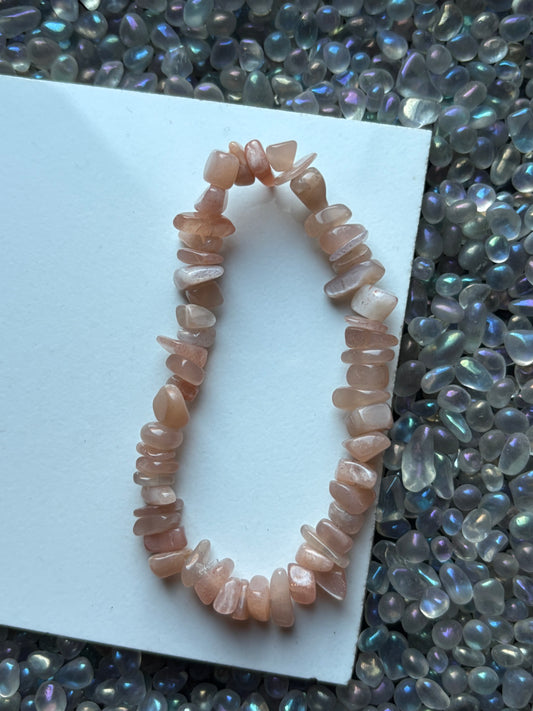 Peach Moonstone rough crystal gemstone plain stretch bracelet