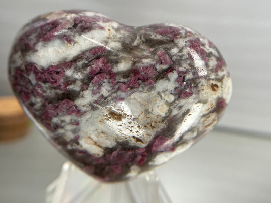 Pink Tourmaline Quartz Crystal Gemstone Heart Carving (3)