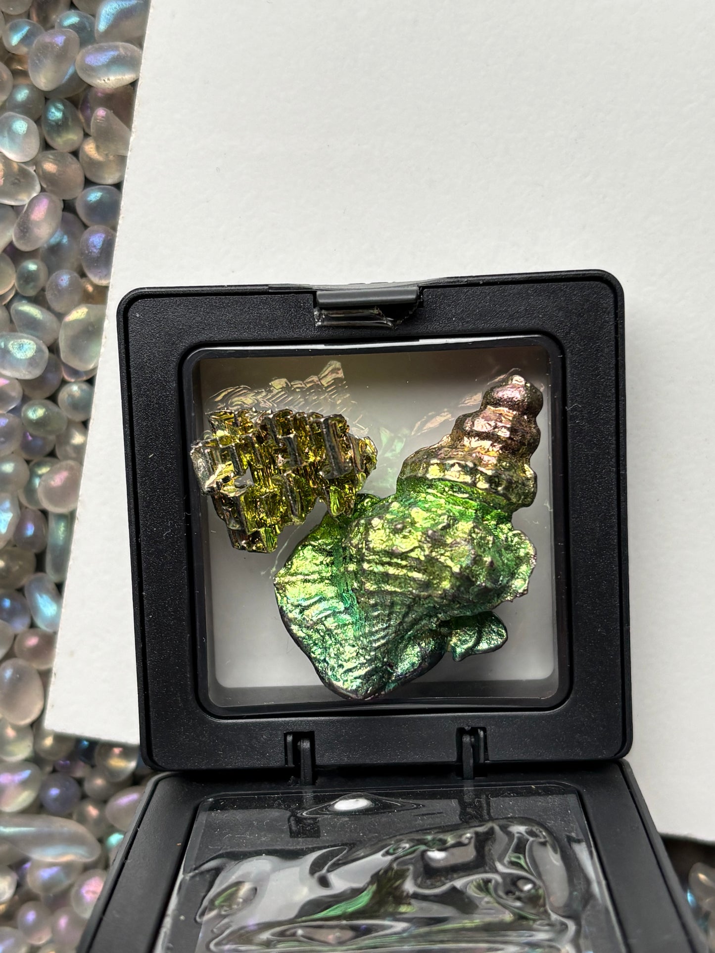 Bismuth Tulip Sea Shell Sculpture & Mini Crystal Gift Set