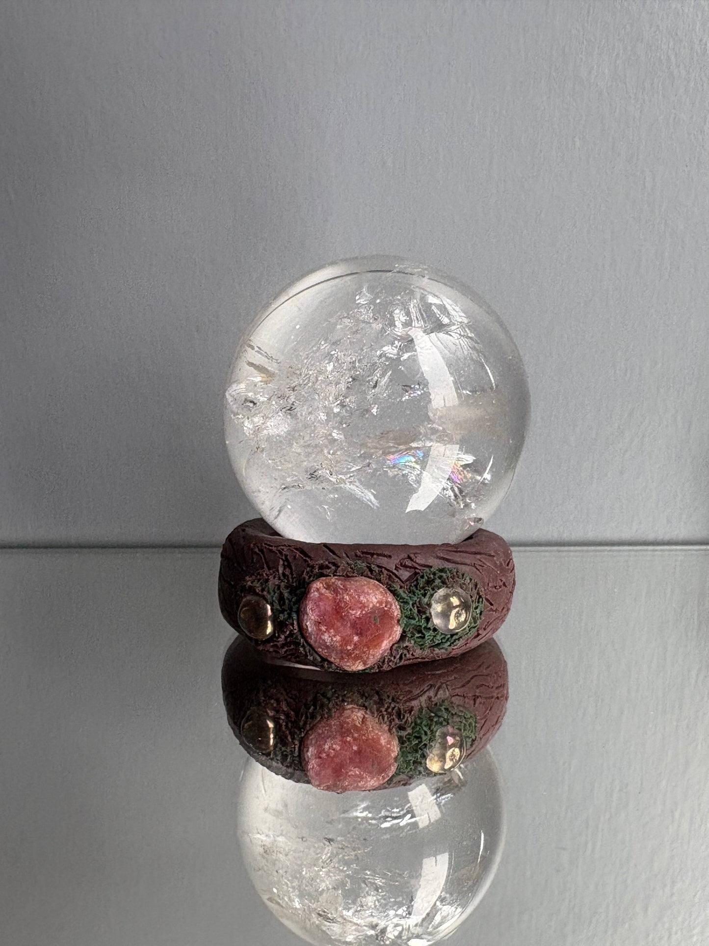 Rainbow Quartz Crystal Gemstone Sphere Clay Ruby Ring Holder Gift Set