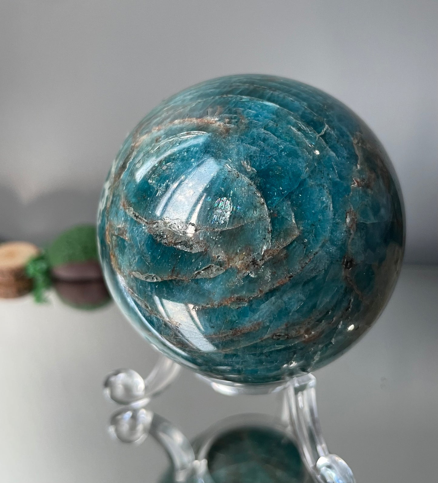 Blue Neon Apatite Asterism UV Gemstone Crystal Sphere (1)