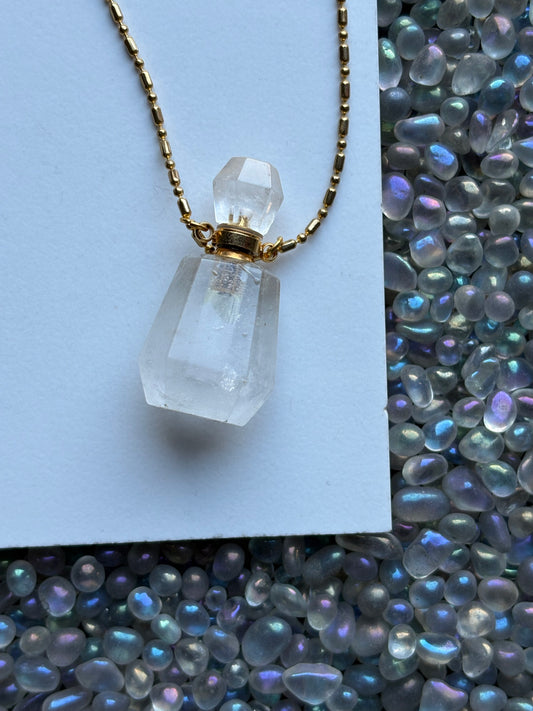 Clear Quartz Crystal Gemstone Aromatherapy Perfume Bottle Pendant Necklace
