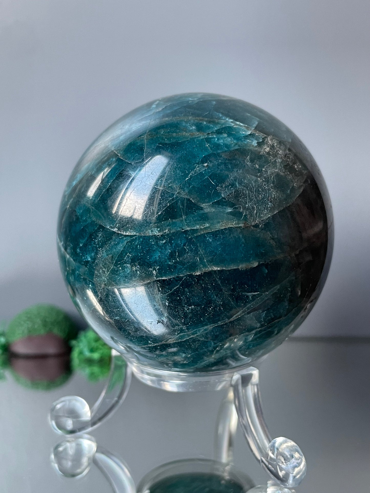 Blue Neon Apatite Asterism UV Gemstone Crystal Sphere (2)
