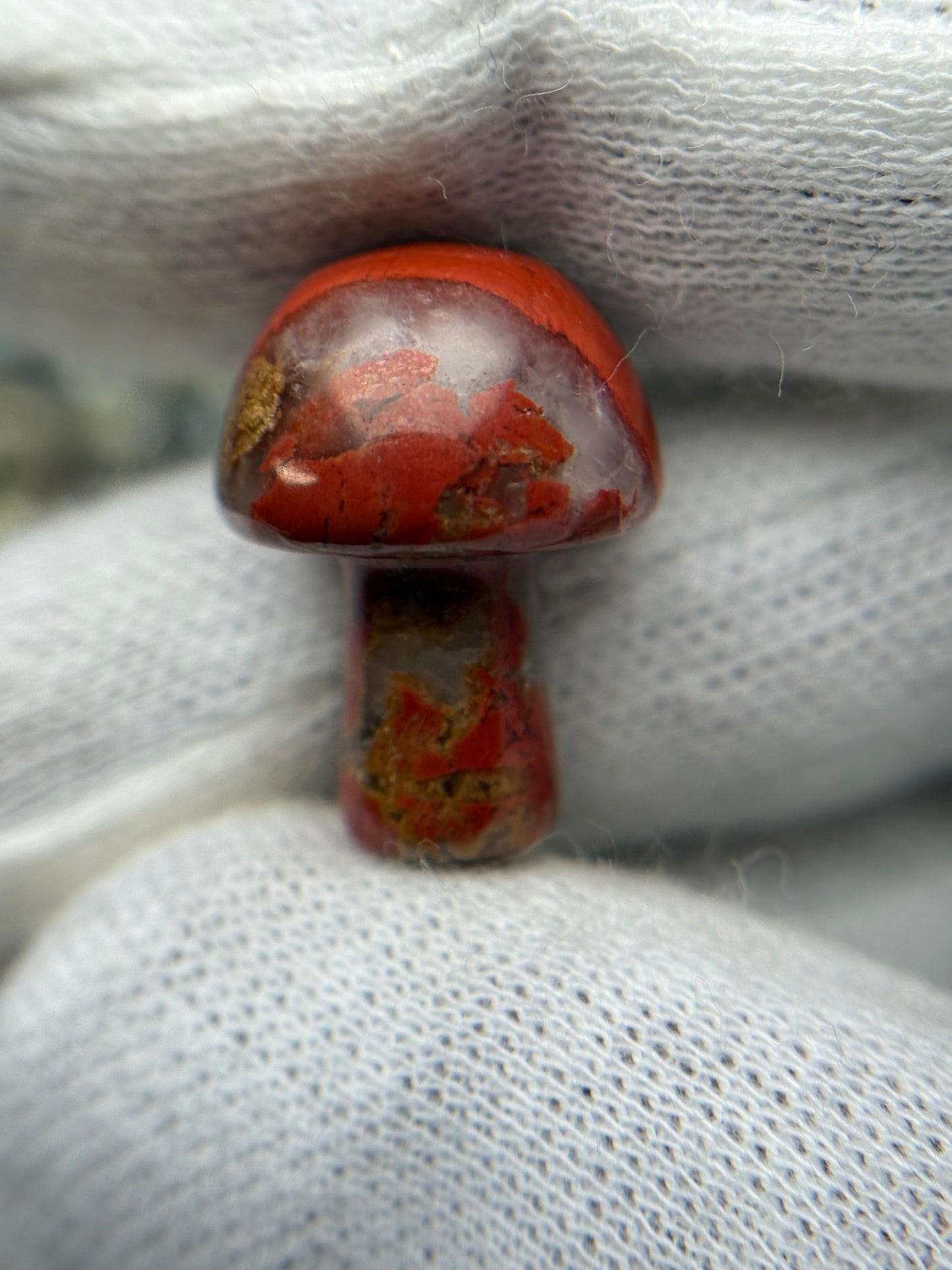 Red Jasper Quartz Crystal Gemstone Mushroom Carving Mini (1)