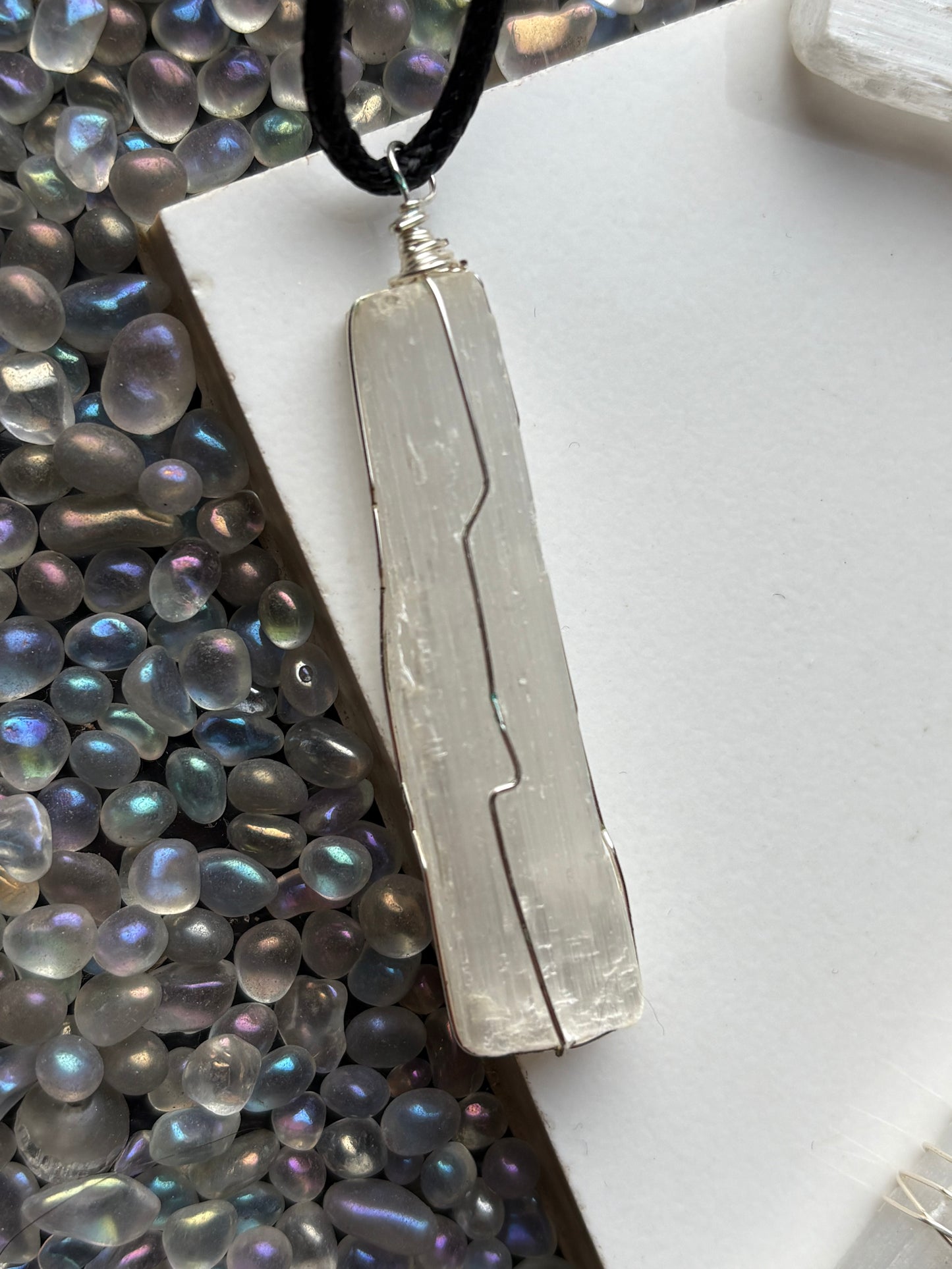 Selenite Satin Spar Gemstone Crystal Chakra Bar Cleansing Gift Set