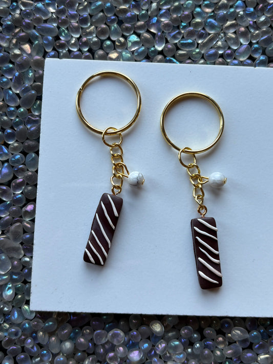 Chocolate Candy Bar Clay & Howlite Crystal Gemstone Keychain (Gold)