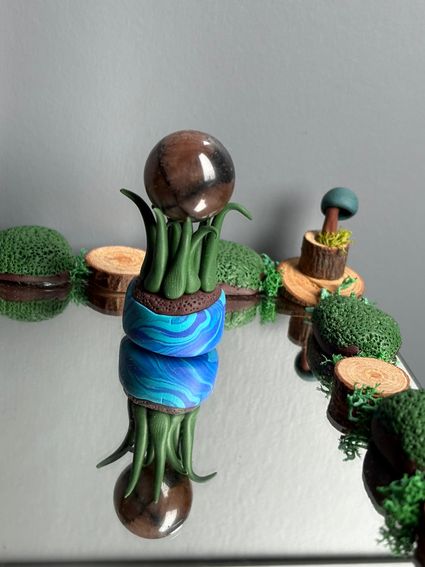 Grassy Potted Plant Clay Sphere Mini Holder - Blue (1)