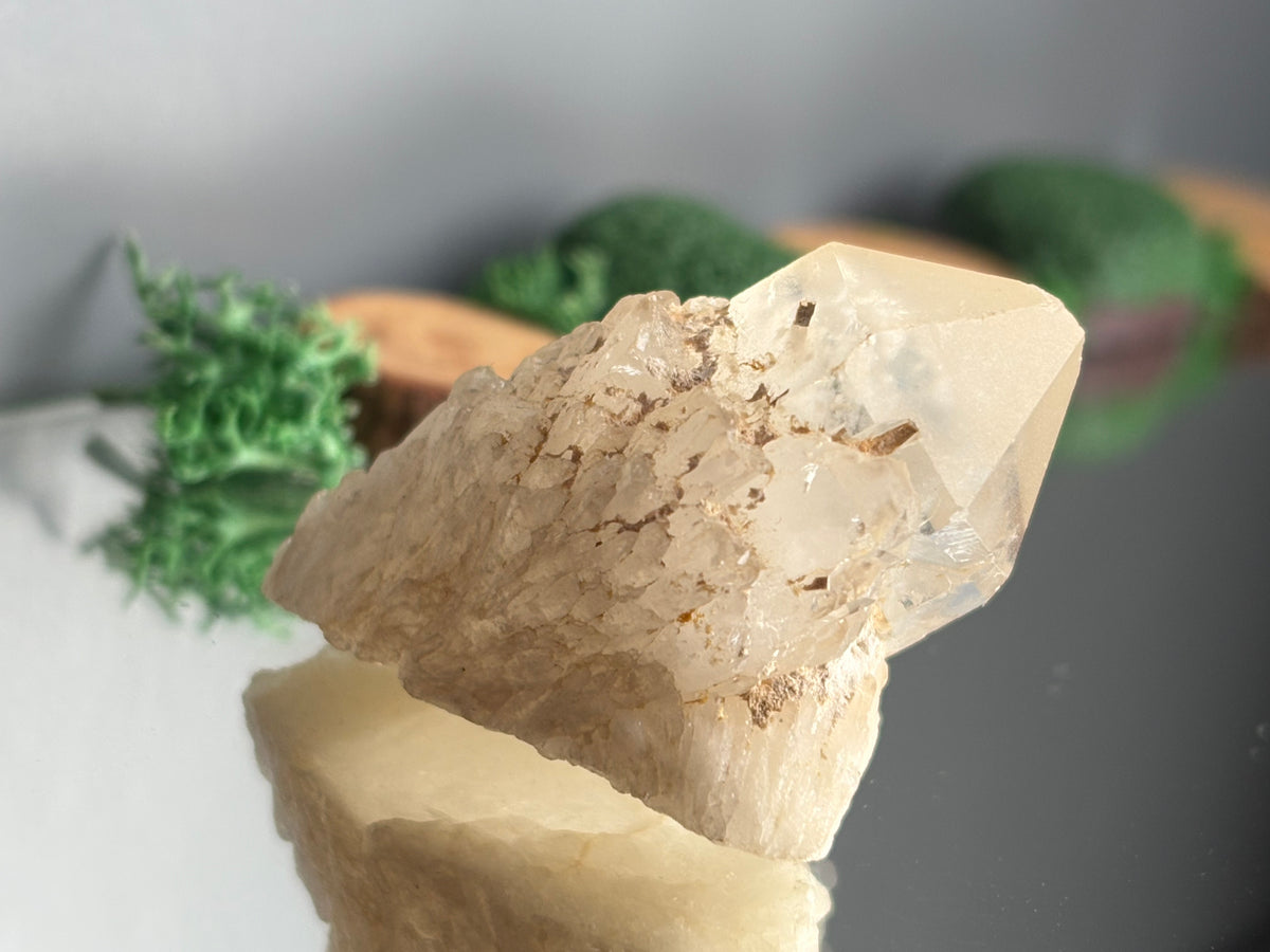 Spirit Quartz Crystal Gemstone Mineral Specimen