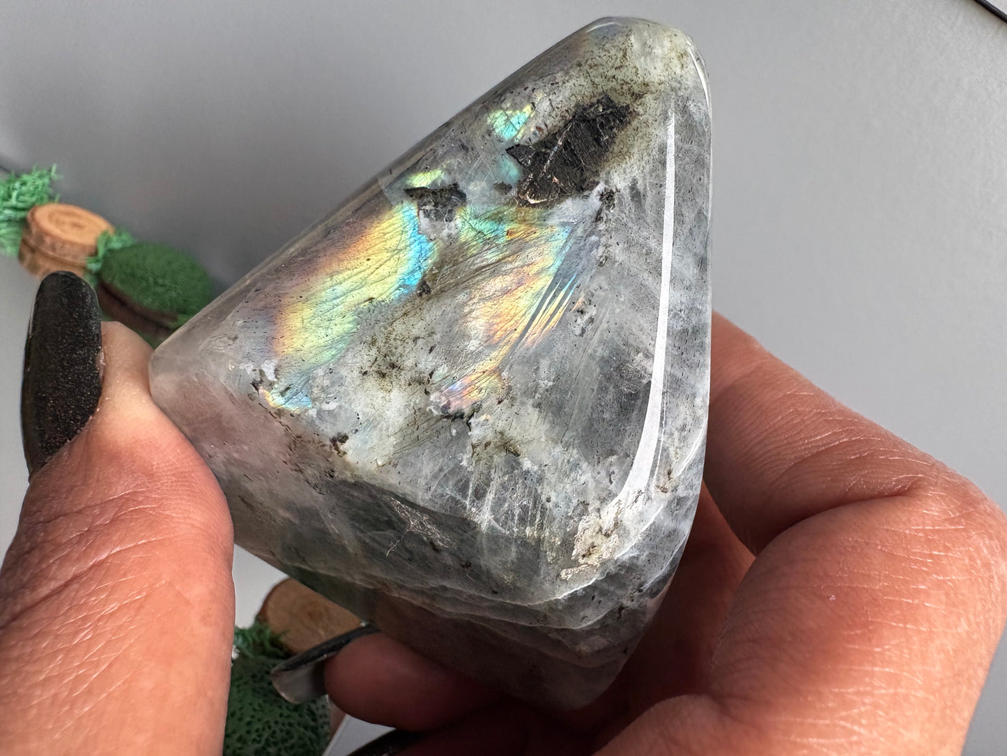 Labradorite Crystal Gemstone Cut Base Freeform (S)