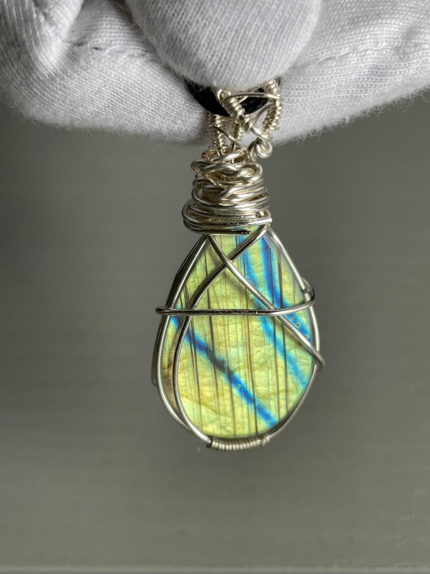 Gold Blue Labradorite Crystal Gemstone Silver Wire Necklace