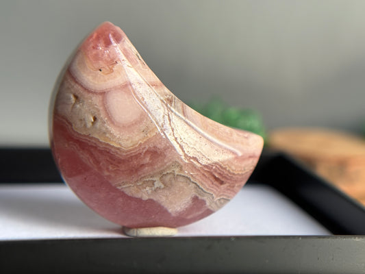 Rhodochrosite Crystal Gemstone Mini Crescent Moon Carving (2)