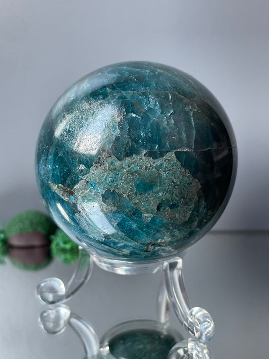 Blue Neon Apatite Asterism UV Gemstone Crystal Sphere (2)