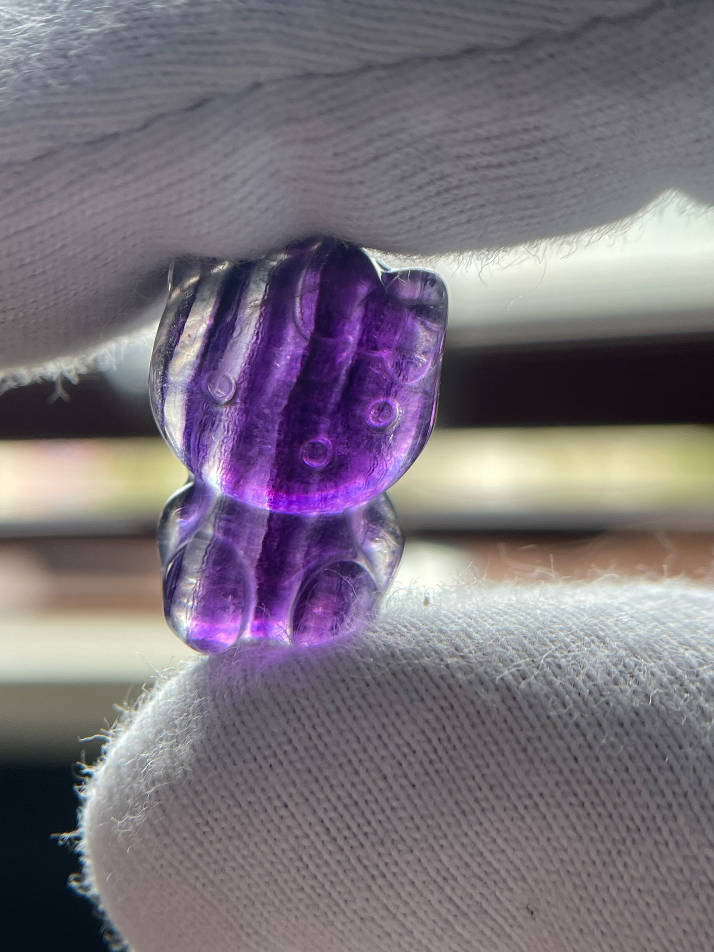 Fluorite Crystal Gemstone Hello Kitty Carving (2)