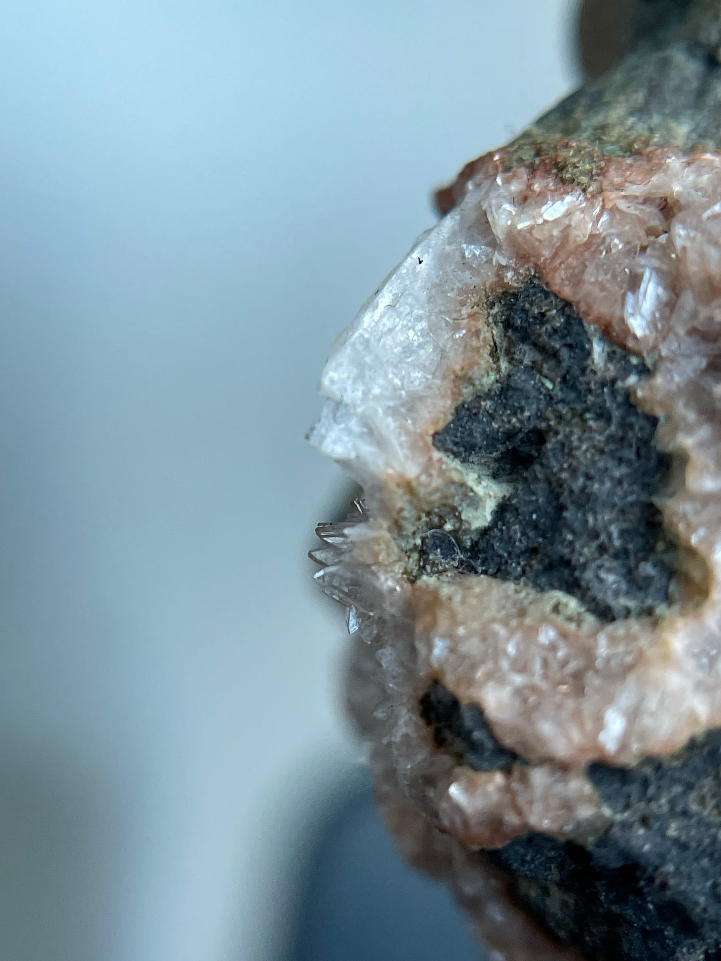 Peach Stilbite & Malachite Crystal Gemstone Mineral Specimen (1)