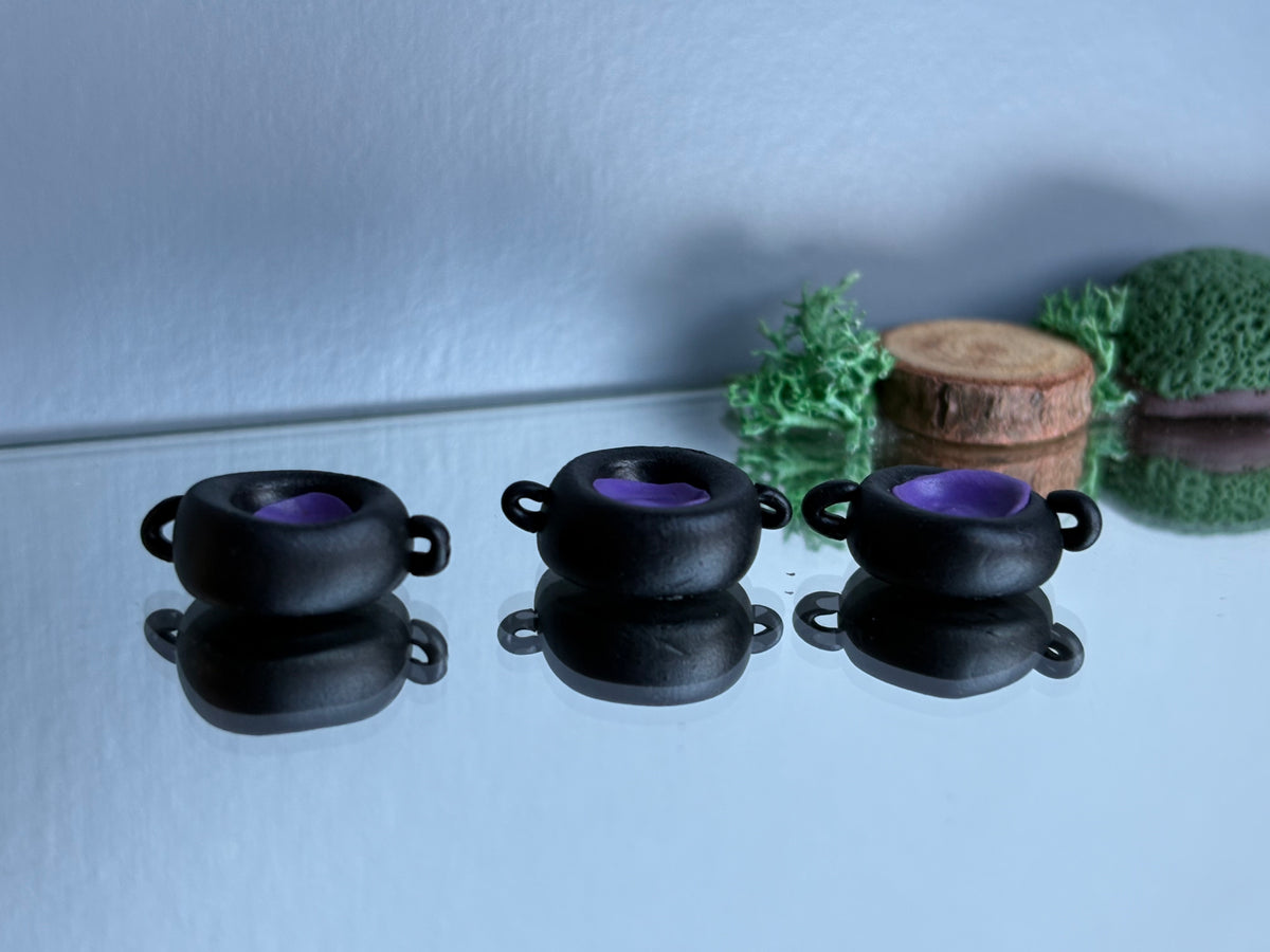 Purple Cauldron Clay Art Sphere Holder Mini