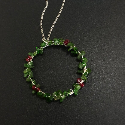 Chrome Diopside Crystal Gemstone Leafy Wreath pendant silver Necklace