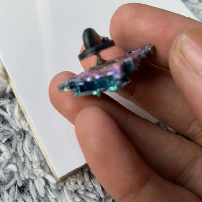 Teal Bismuth Crystal Metal Art Lapel Pin (1)