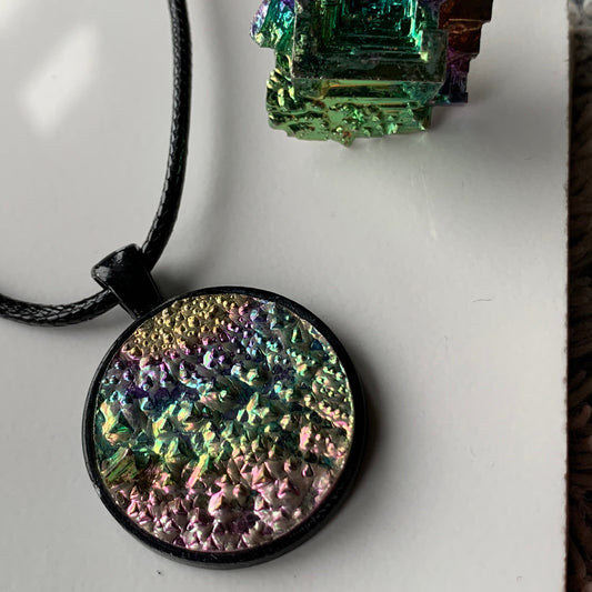Rainbow Bismuth Crystal Metal Art Cord Necklace - Circle (2)