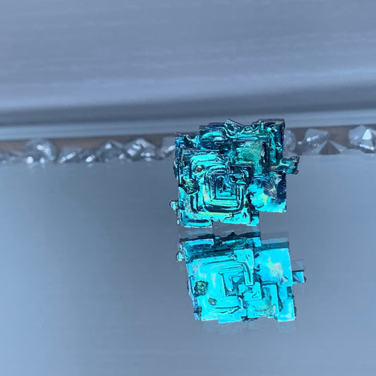 Teal Bismuth Crystal Metal Art Lapel Pin (1)